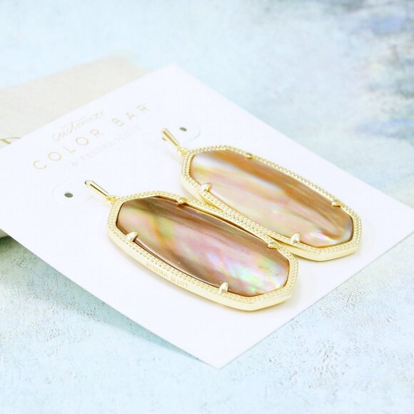 Kendra Scott Danielle Brown Pearl Earrings Gold Plated - Picture 4 of 6